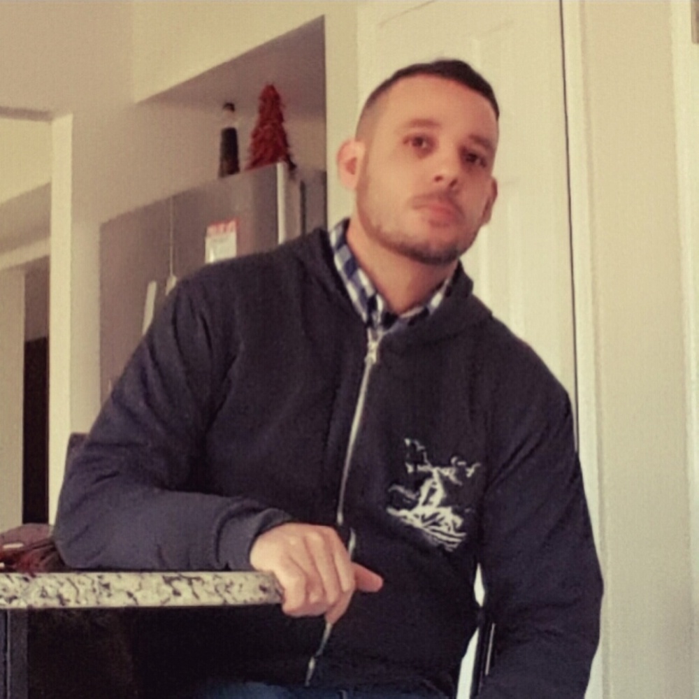 Meet your Posher, Andres